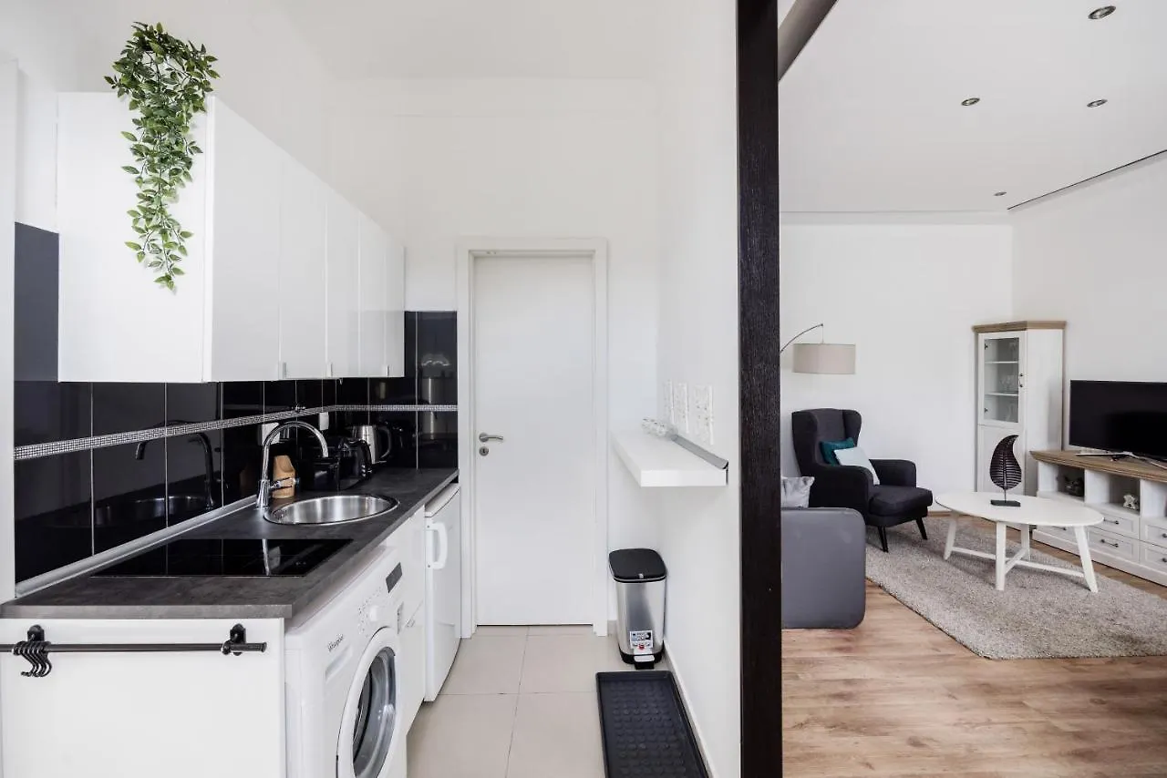 Cozy&Stylish Apartment In The Ruin Bar Area Budapest Hungary