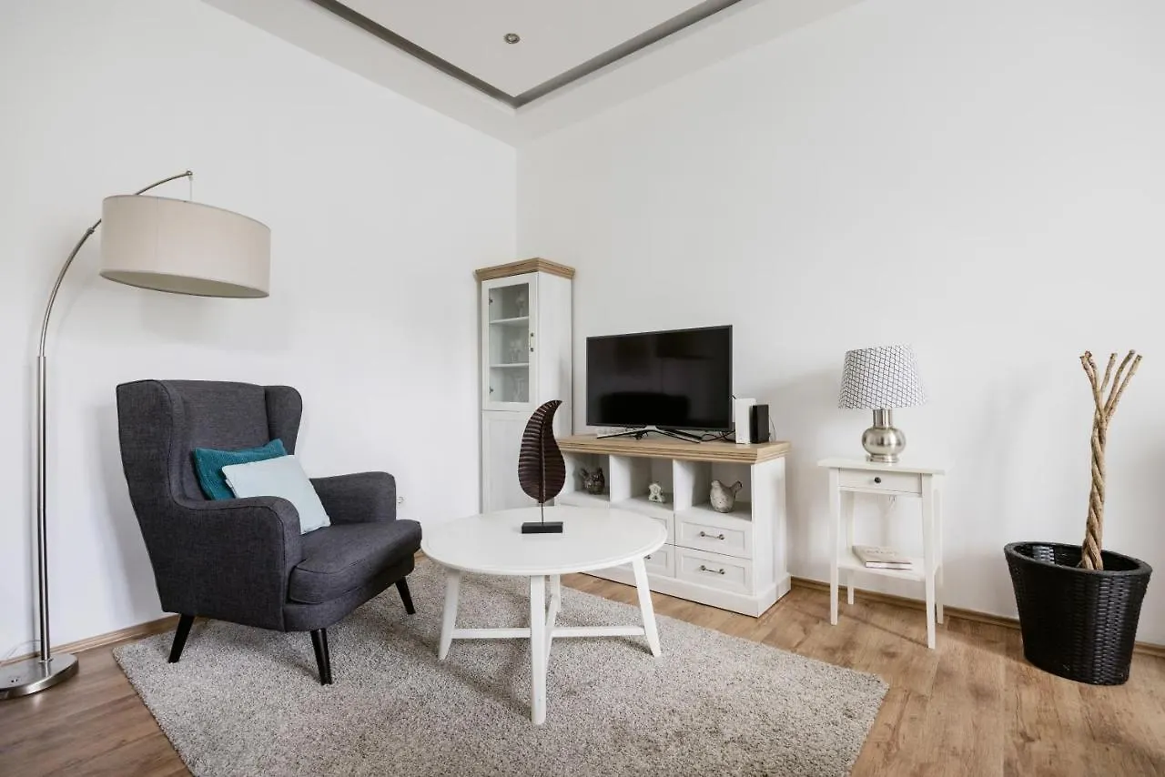 Cozy&Stylish Apartment In The Ruin Bar Area Budapest Hungary